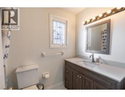 27 YORK CRESCENT UnitNo. 74 - 16