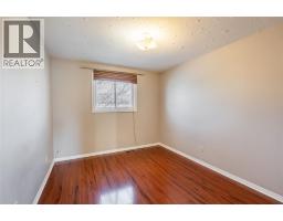 27 YORK CRESCENT UnitNo. 74 - 19