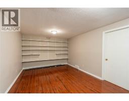 27 YORK CRESCENT UnitNo. 74 - 22