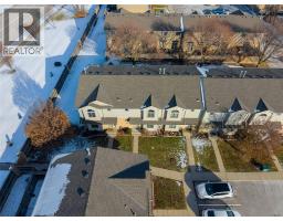 27 YORK CRESCENT UnitNo. 74 - 26