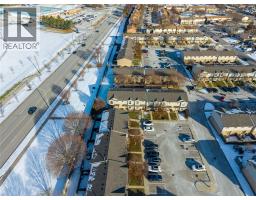 27 YORK CRESCENT UnitNo. 74 - 29