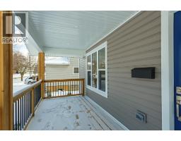 401 DEVINE STREET - 4