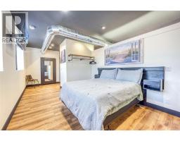 747 Broadway STREET - 34