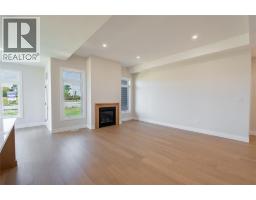 3579 PAUL CRESCENT - 7