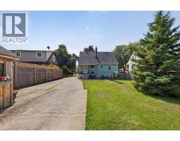 746 Oxford STREET - 3