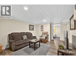 746 Oxford STREET - 30