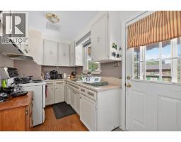 746 Oxford STREET - 6