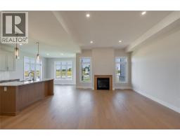 3559 PAUL CRESCENT - 4