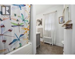 463 CONFEDERATION STREET - 17