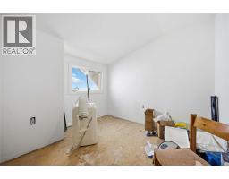 463 CONFEDERATION STREET - 31