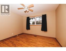 28 HIGHLAND DRIVE - 15