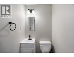 27 TURNER DRIVE UnitNo. 32 - 11