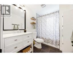 1209 Webster DRIVE - 12