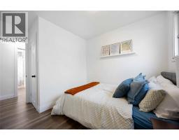 1209 Webster DRIVE - 14