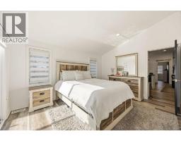 27 ALICE STREET - 14