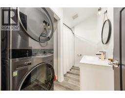 27 ALICE STREET - 18