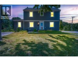 703 Wellington STREET - 3