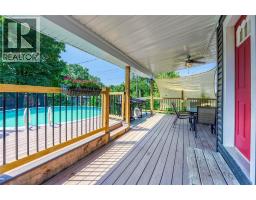 703 Wellington STREET - 9