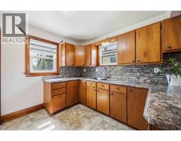 530 Plympton STREET - 9