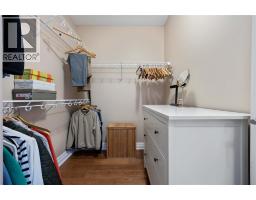 350 FRONT STREET North UnitNo. 401 - 20