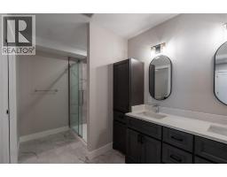 6936 SHORESIDE DRIVE - 33