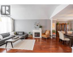 3024 Maidstone CRESCENT - 5