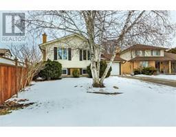 209 Thames CRESCENT - 3