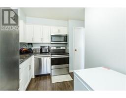 215 TRUDEAU DRIVE UnitNo. 77 - 13