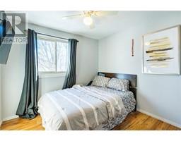 215 TRUDEAU DRIVE UnitNo. 77 - 18