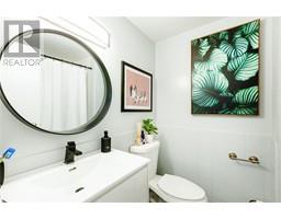 215 TRUDEAU DRIVE UnitNo. 77 - 24