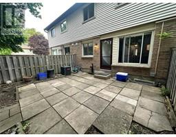 215 TRUDEAU DRIVE UnitNo. 77 - 28