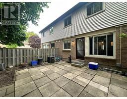 215 TRUDEAU DRIVE UnitNo. 77 - 29