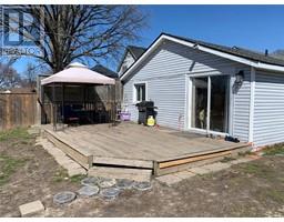 381 Brock STREET South - 19