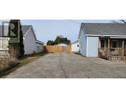 381 Brock STREET South - 23