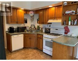 381 Brock STREET South - 5