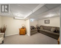 215 TRUDEAU DRIVE UnitNo. 33 - 15