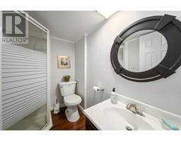 215 TRUDEAU DRIVE UnitNo. 33 - 18