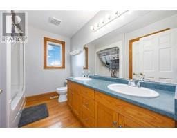 1331 Petrolia LINE - 29