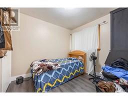 66 TWEEDSMUIR AVENUE - 13