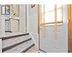66 TWEEDSMUIR AVENUE - 14