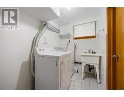 66 TWEEDSMUIR AVENUE - 25