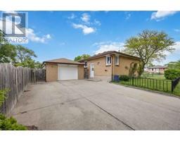 66 TWEEDSMUIR AVENUE - 26