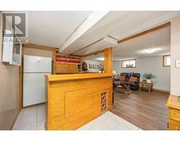 976 KENSINGTON BOULEVARD - 18