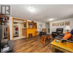976 KENSINGTON BOULEVARD - 19