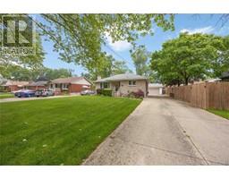 976 KENSINGTON BOULEVARD - 2