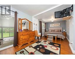 976 KENSINGTON BOULEVARD - 26