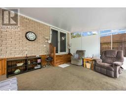 976 KENSINGTON BOULEVARD - 33