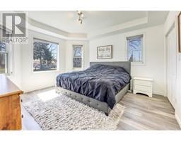 2406 JANE STREET - 24