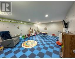 1025 KENSINGTON BOULEVARD - 12