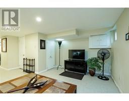 27 TURNER DRIVE UnitNo. 17 - 38
